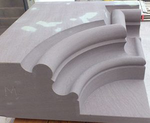 élément fenestragegres-Bruno Marson tailleur de pierre et sculpteur-Strasbourg Ernolsheim-Bruche Alsace Bas-Rhin 67