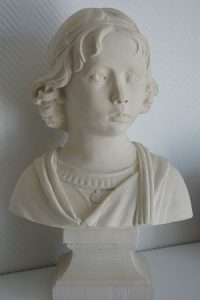 sculpture buste pierre sculpteur bruno marson ernolsheim bruche strasbourg