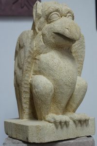 gargouille en pierre sculpteur bruno marson ernolsheim bruche strasbourg