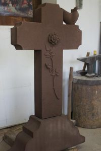 pierre tombale en grès tailleur de pierre bruno marson ernolsheim bruche strasbourg