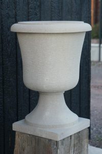Vase en grès des Vosges - Bruno Marson, tailleur de pierre - Ernolsheim Bruche, Strasbourg, Alsace