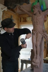 sculpture christ en grès